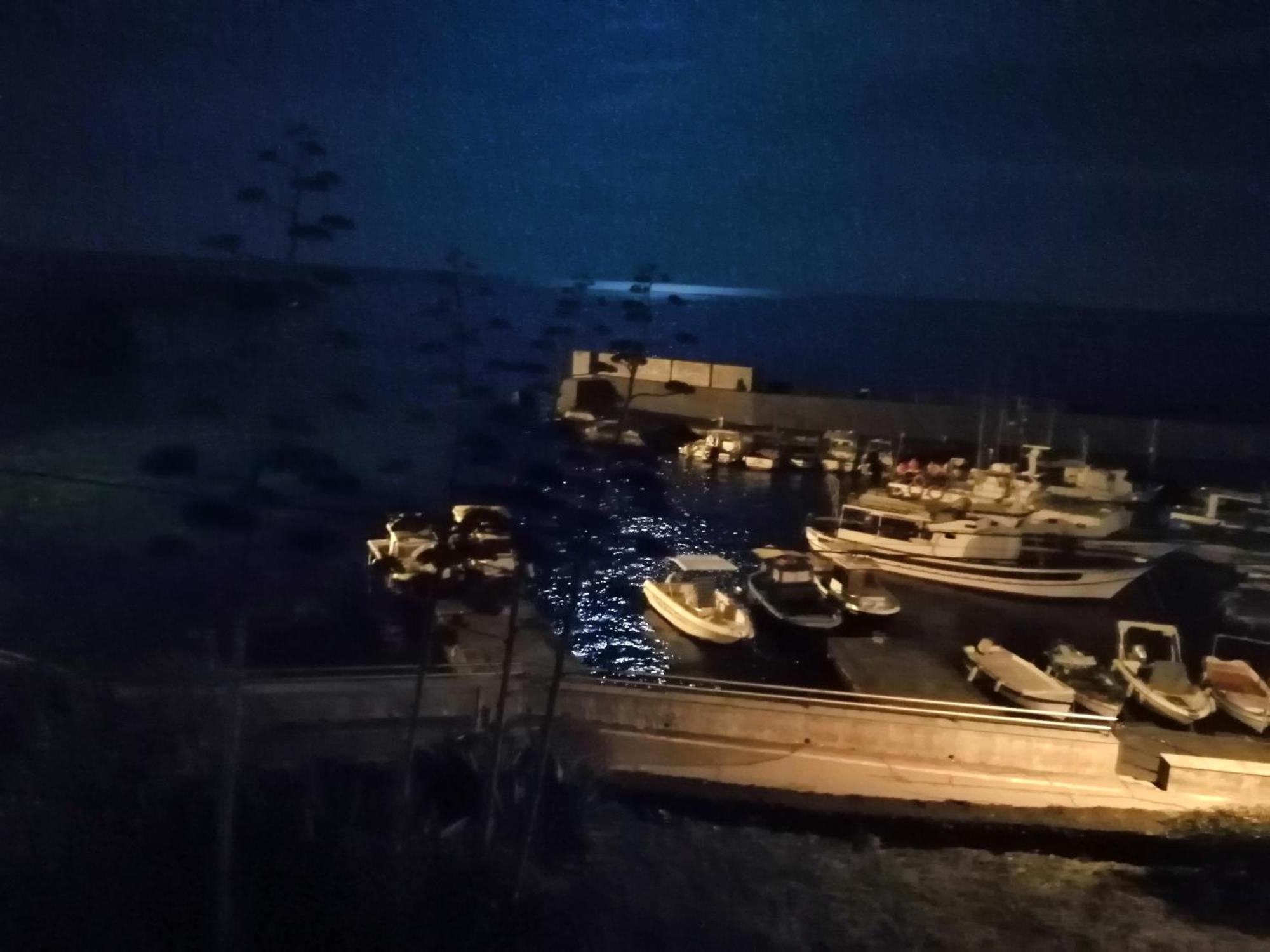 Acirealevacanze - Romantica Camera Sul Mare Bagian luar foto